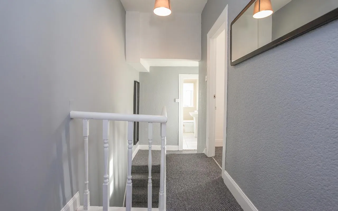 Donegall Avenue - Serviced Accommodation Belfast